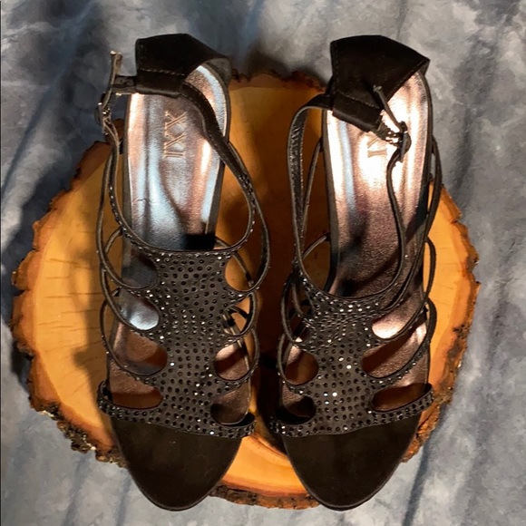 ❌ DONATED ❌ - 💚 3 for $12 💚 - XXI Heels - Picture 16 of 16